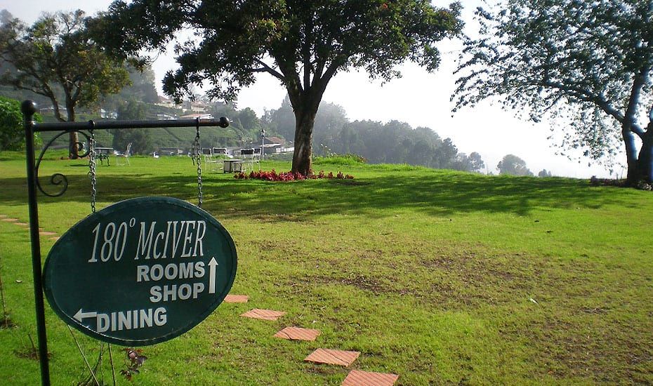 undefined 180 MC Iver Villa 4